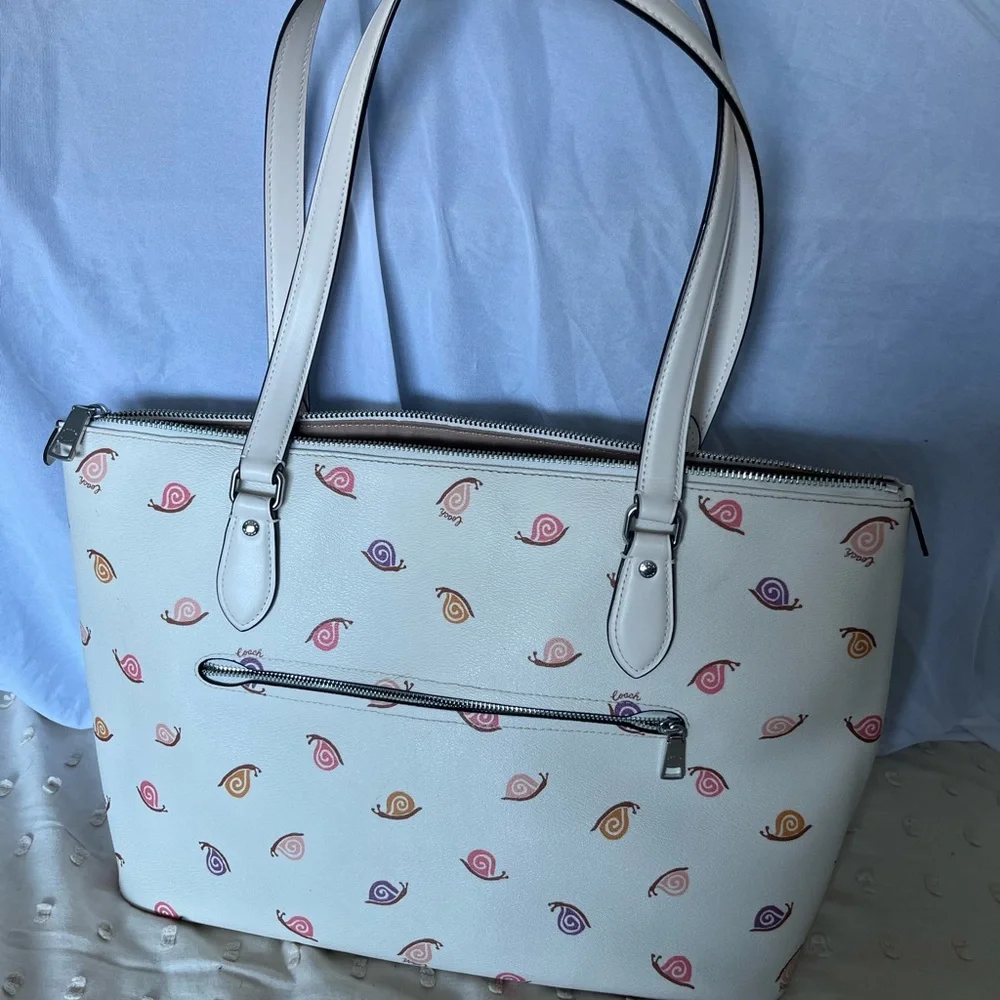 Coach Cream Tote with Colorful Snail Design - Picture 2 of 5